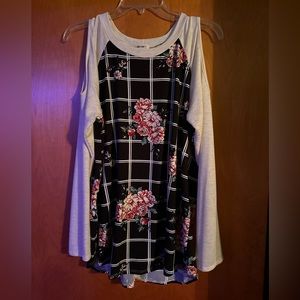 Large first love cold shoulder tee